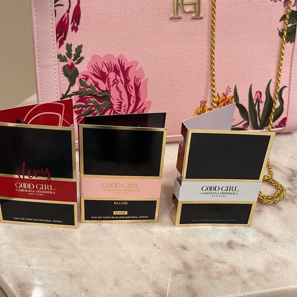 Carolina Herrera floral canvas cosmetics bag to crossbody - Picture 6 of 13